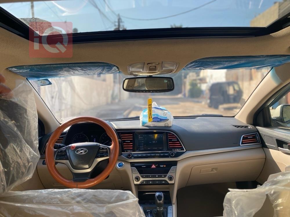 هيونداي النترا